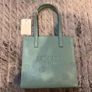 Super cute Ted Baker bag!
